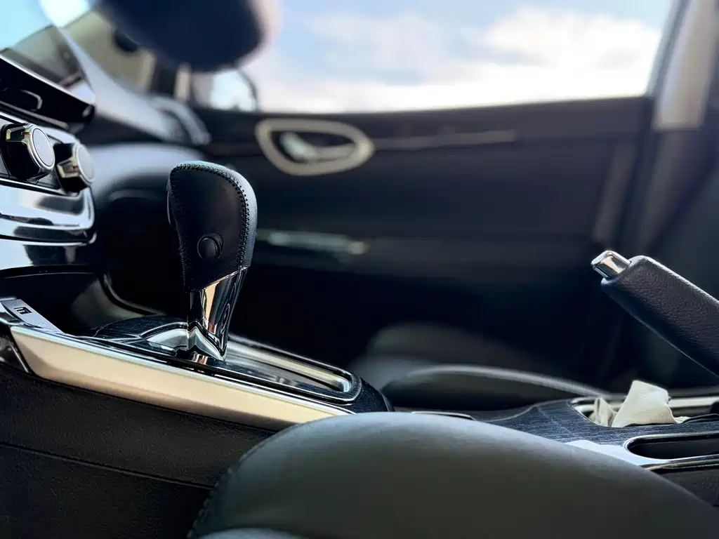 Nissan Sylphy 2019 — фото 10