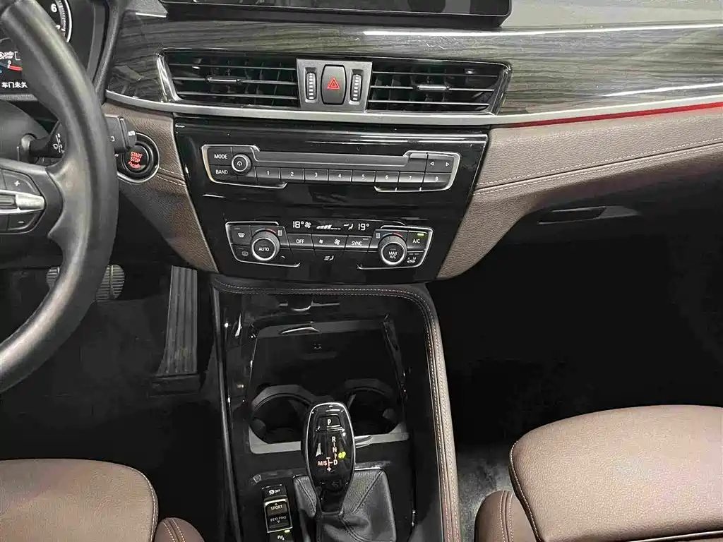 BMW X1 2022 — фото 10