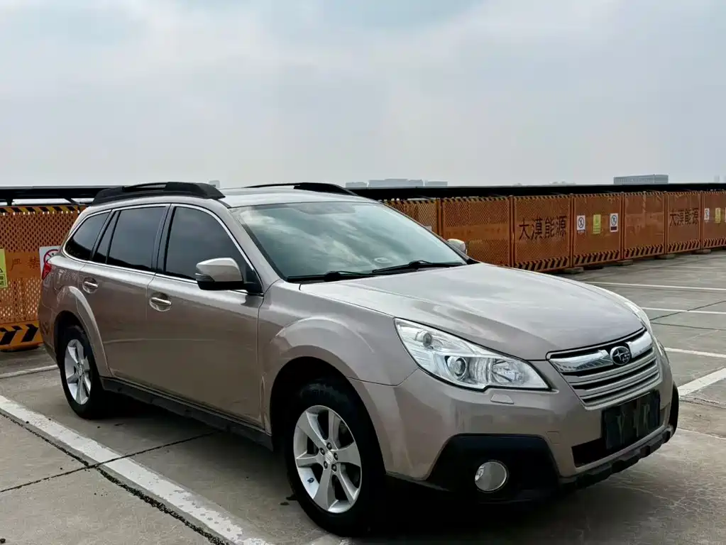 Subaru Outback 2013 — фото 3