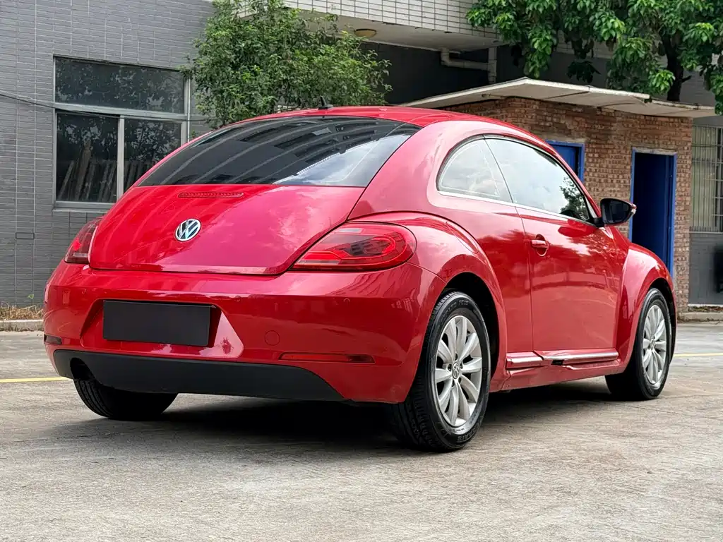Volkswagen Beetle 2014 — фото 6
