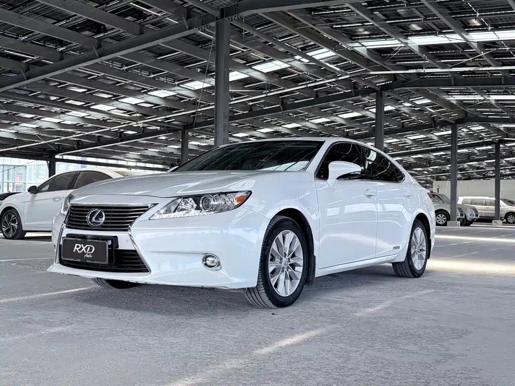 Lexus ES 2014