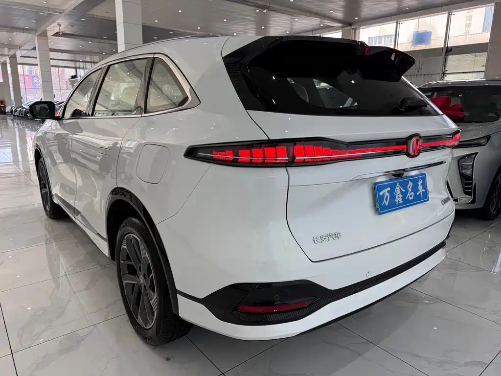 Changan CS75 PLUS 2026 — фото 18
