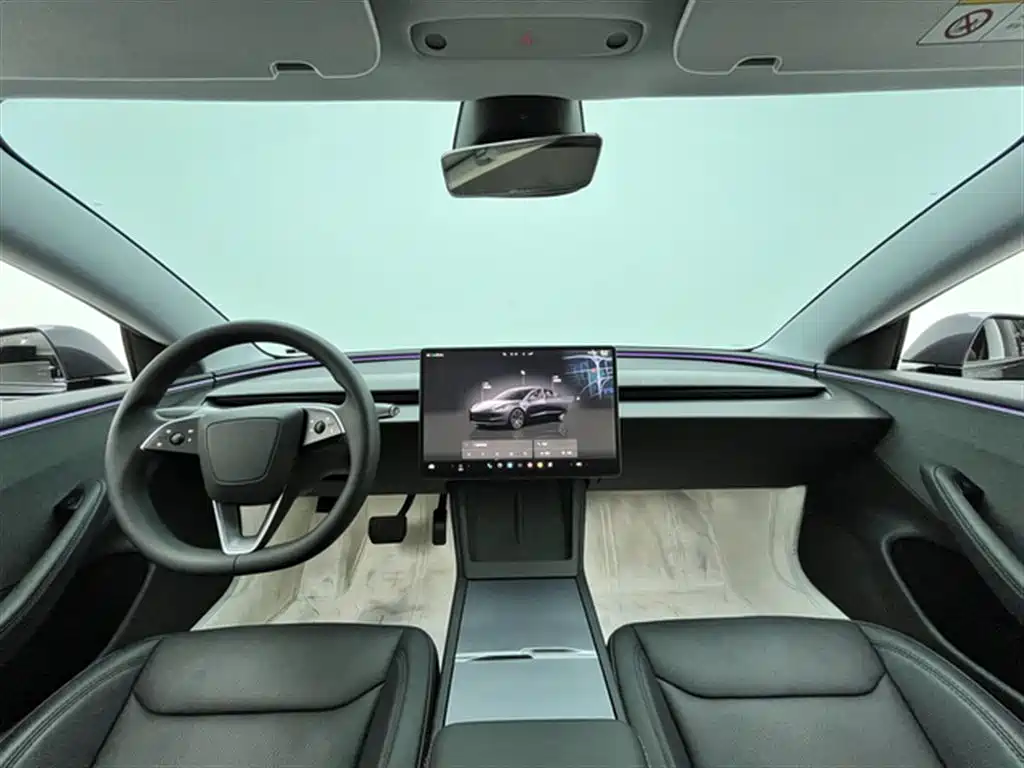 Tesla Model 3 2025 — фото 14