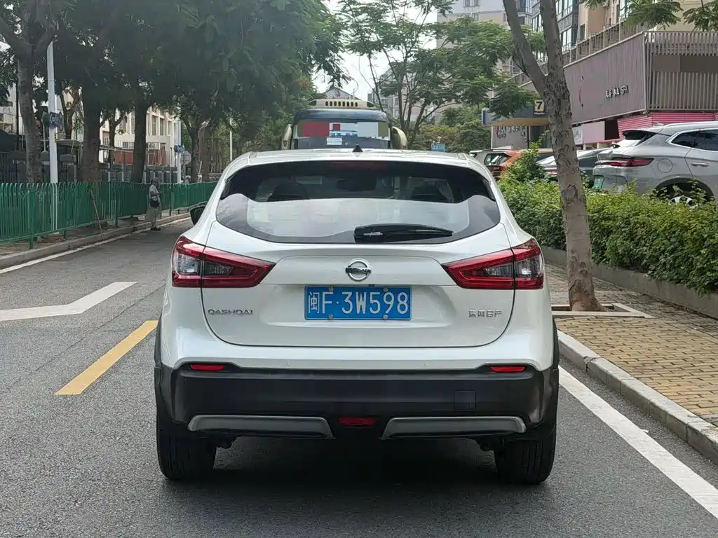 Nissan Qashqai 2021 — фото 12