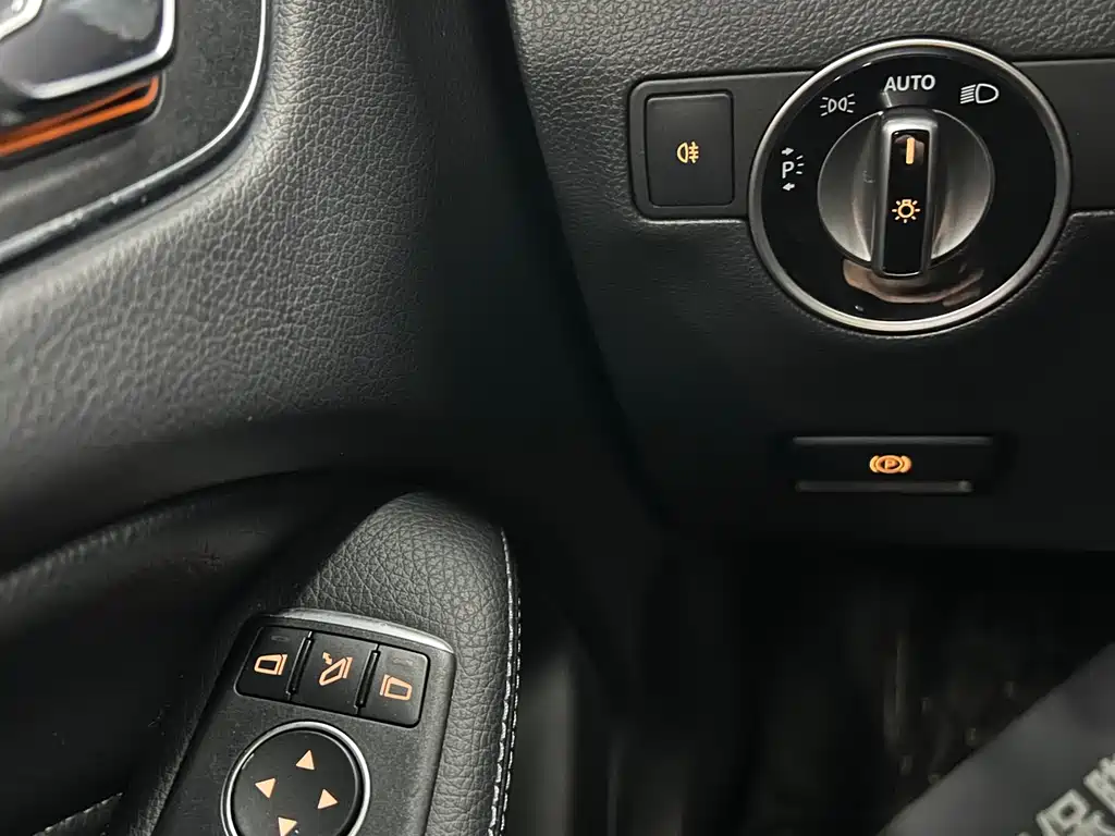 Mercedes-Benz B-Class 2018 — фото 10
