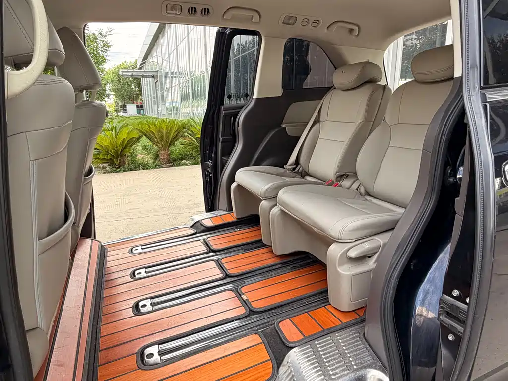 Honda Odyssey 2015 — фото 13