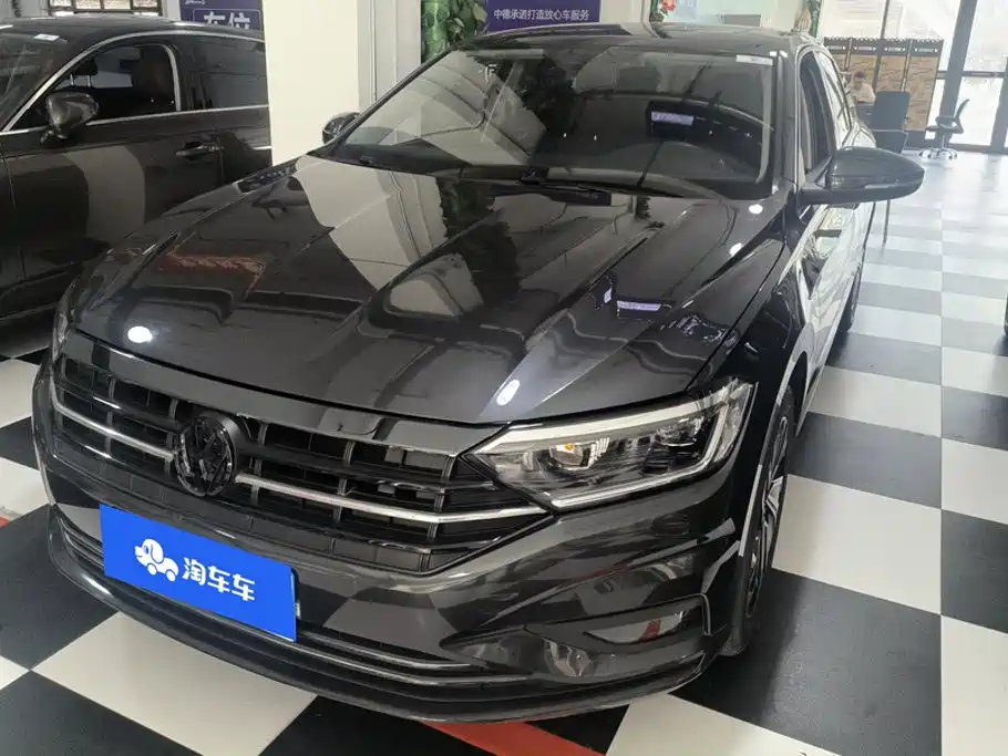 Volkswagen Sagitar 2021