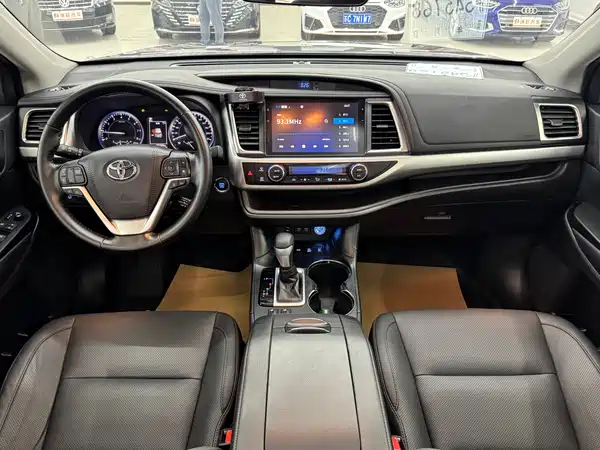Toyota Highlander 2018