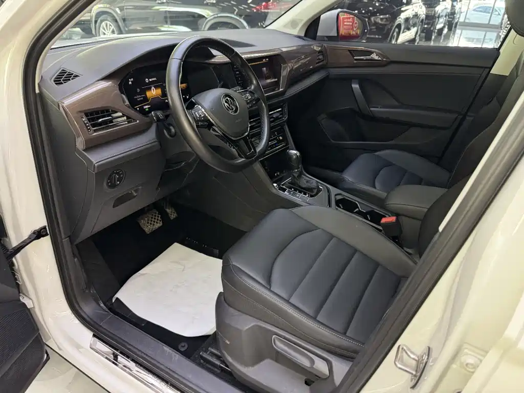 Volkswagen Tharu 2022