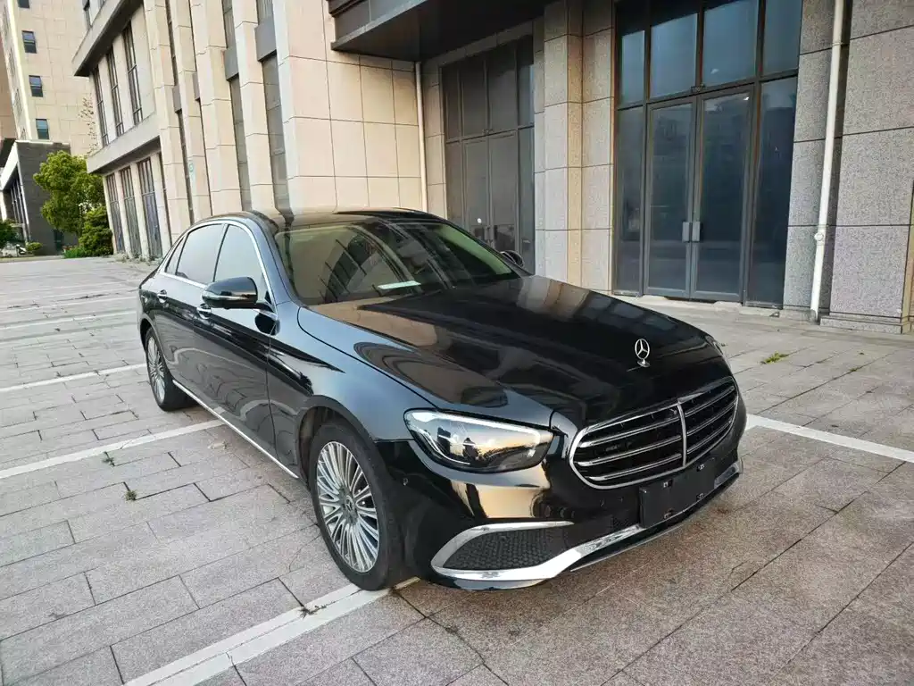 Mercedes-Benz E-Class 2021 — фото 3