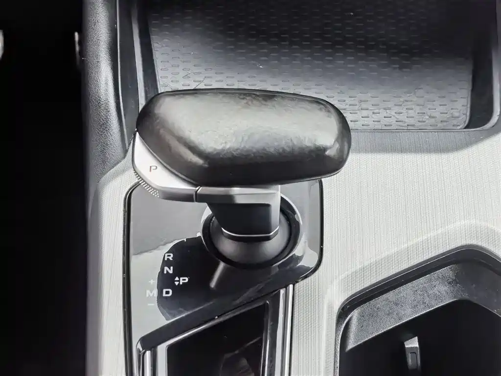 Geely Xingrui 2021 — фото 13