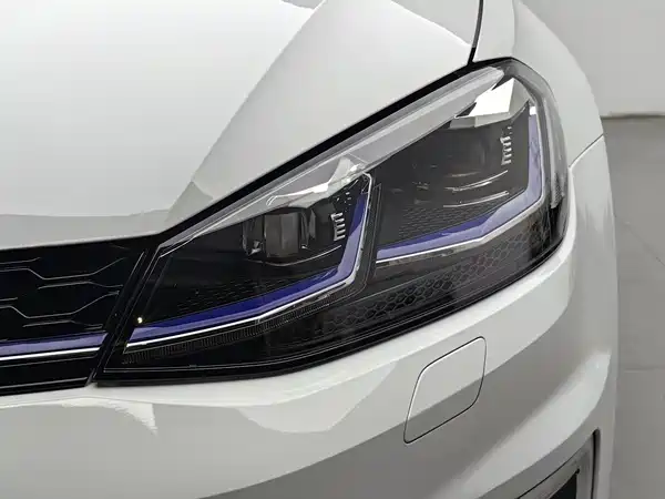 Volkswagen Golf Pure Electric 2020