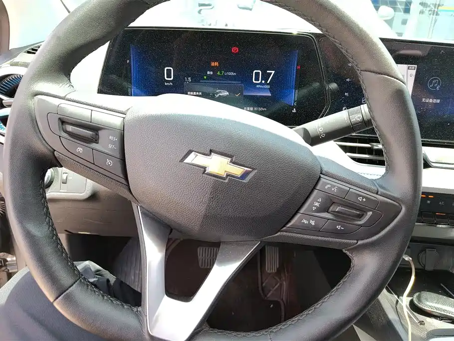 Chevrolet Monza 2023 — фото 15
