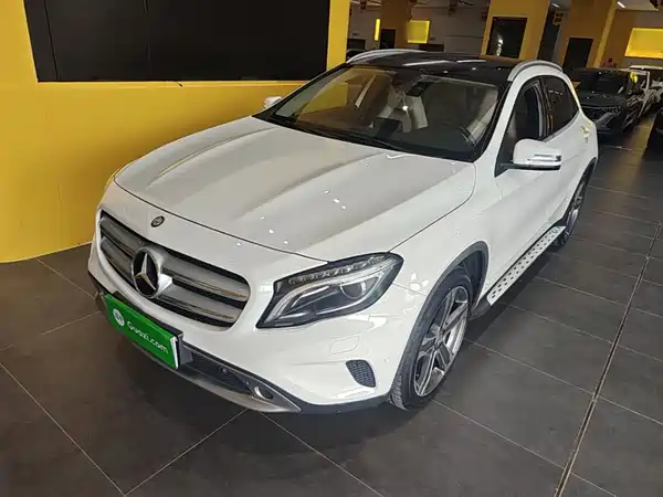 Mercedes-Benz GLA 2016