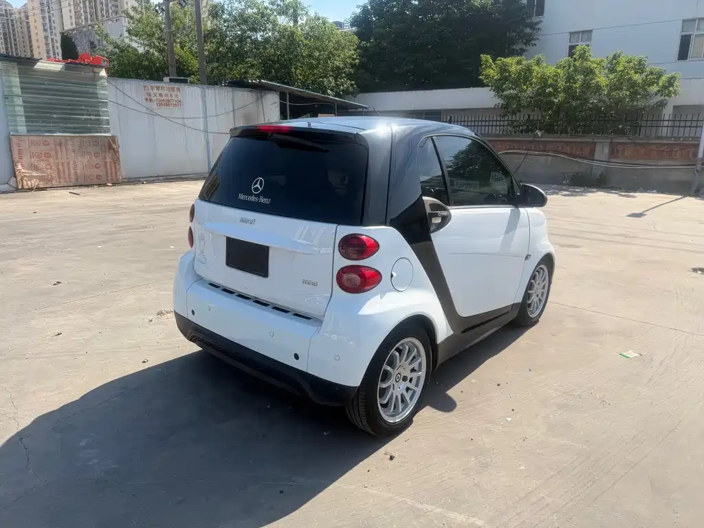 smart Fortwo 2015 — фото 4