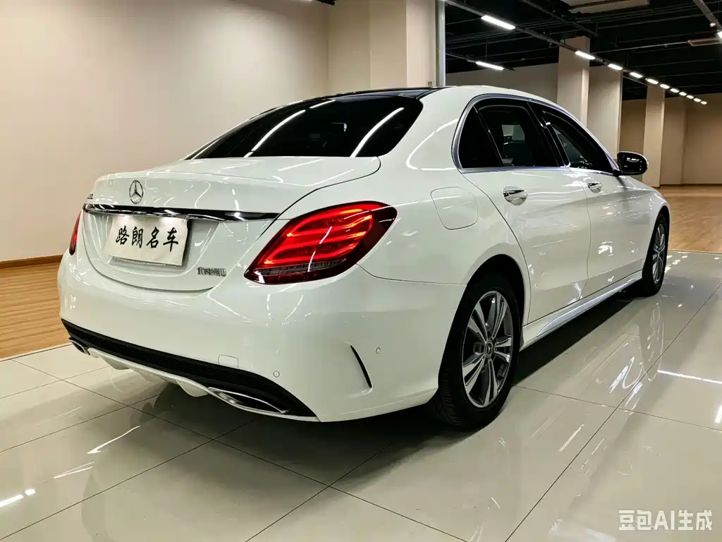Mercedes-Benz C-Class 2017 — фото 4