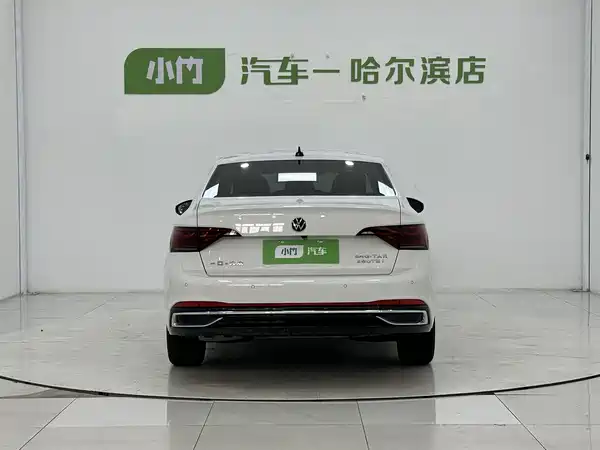 Volkswagen Sagitar 2022
