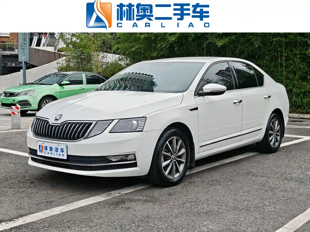 Skoda Octavia 2018 — фото 1