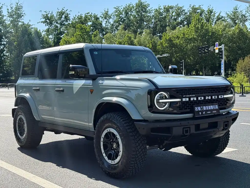 Ford Bronco 2025 — фото 3