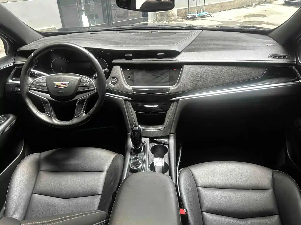 Cadillac XT5 2022 — фото 15