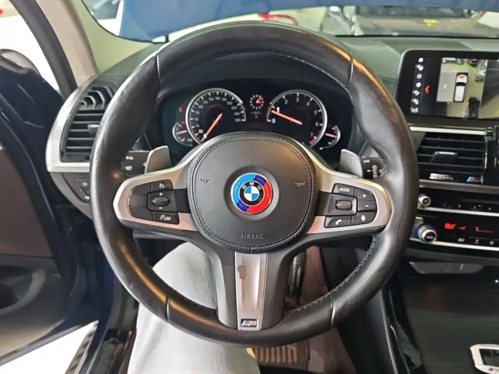 BMW X3 2018 — фото 11