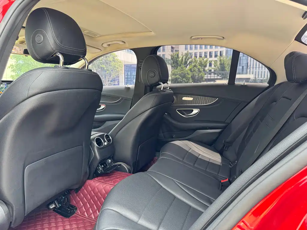 Mercedes-Benz C-Class 2017 — фото 23