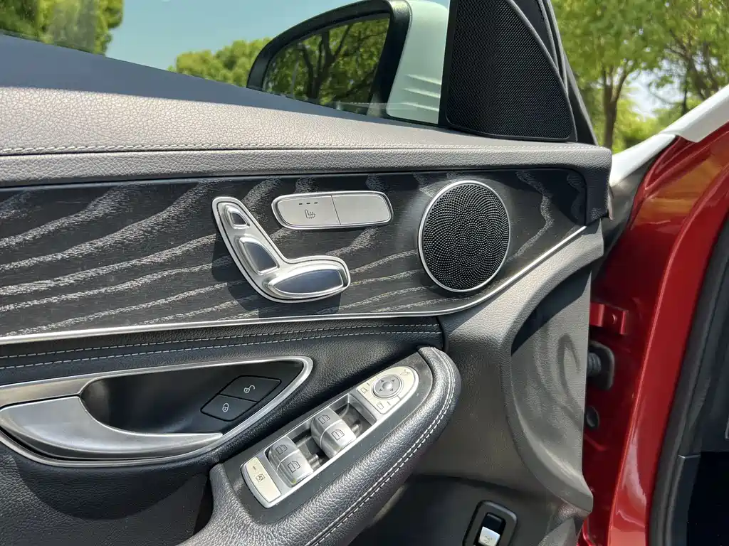 Mercedes-Benz C-Class 2017 — фото 9