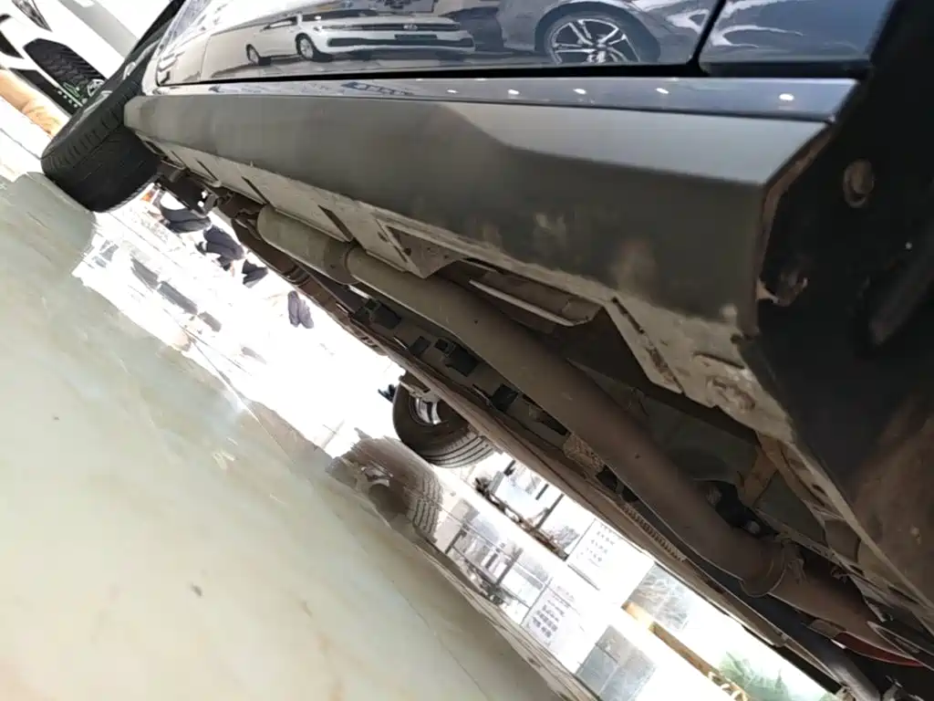 BYD Seal 05 DM-i 2025 — фото 21