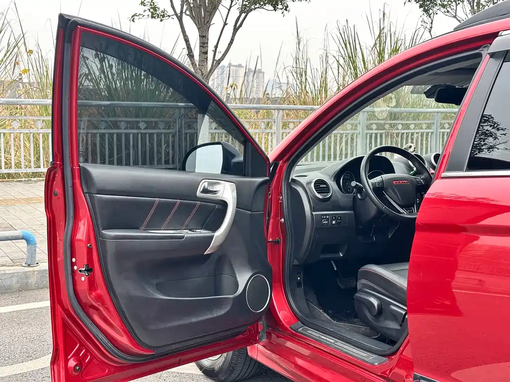 Haval H6 2014 — фото 16
