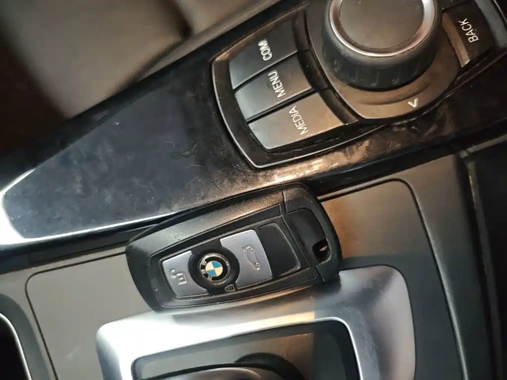 BMW 3 Series GT 2017 — фото 9