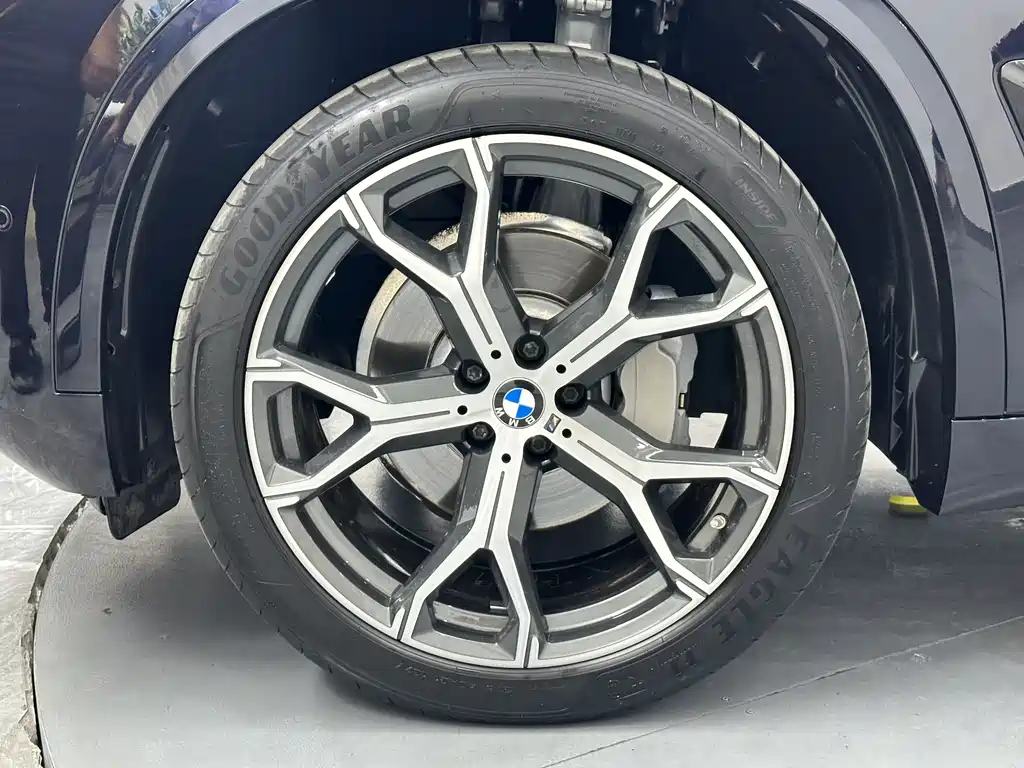 BMW X5 2024 — фото 24