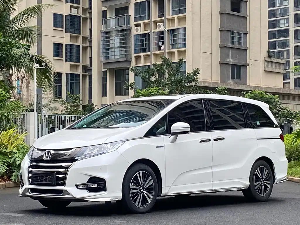 Honda Odyssey 2021 — фото 11