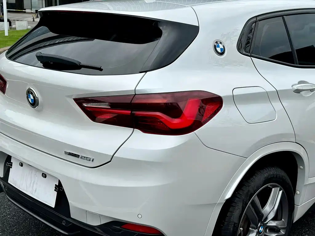 BMW X2 2021 — фото 14