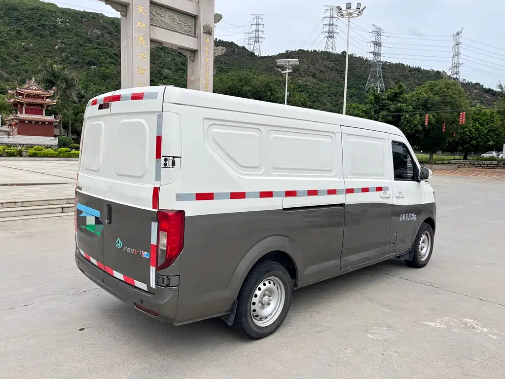 Kuayue Star V7 EV 2023 — фото 10