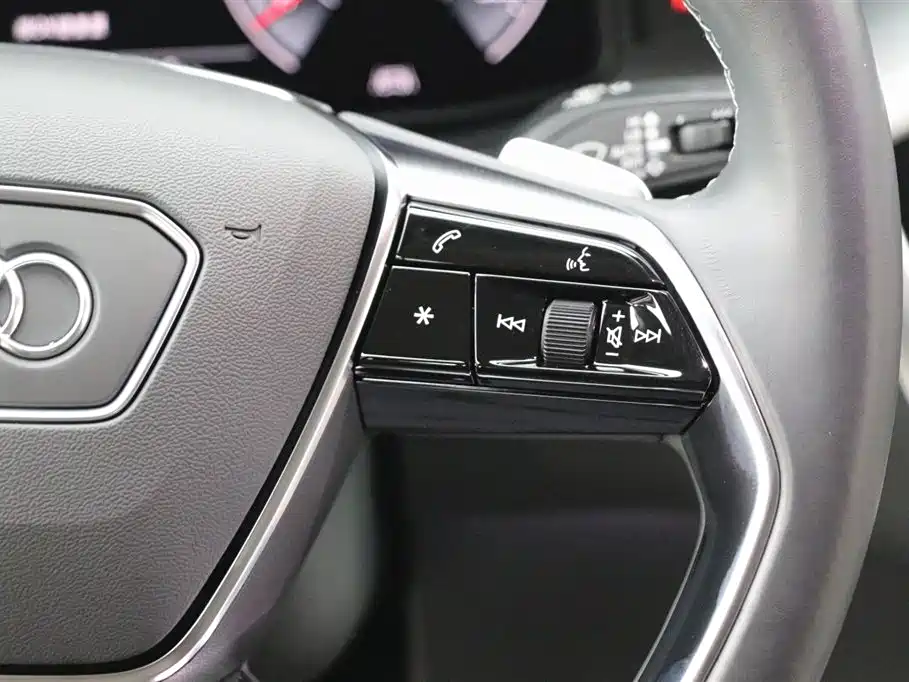 Audi A7L 2022 — фото 17