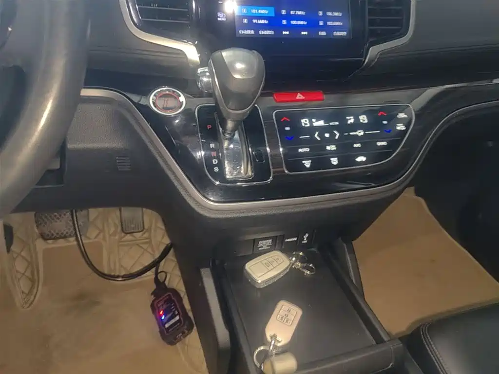 Honda Odyssey 2019 — фото 14
