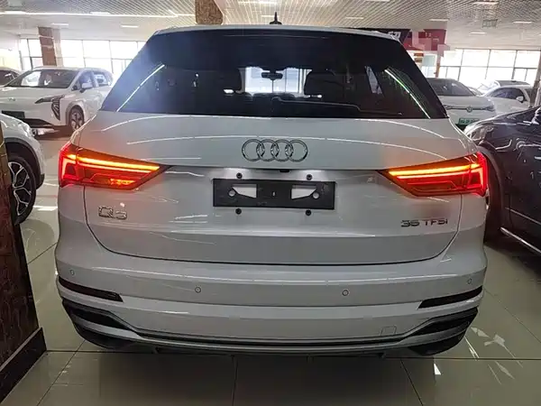 Audi Q3 2021