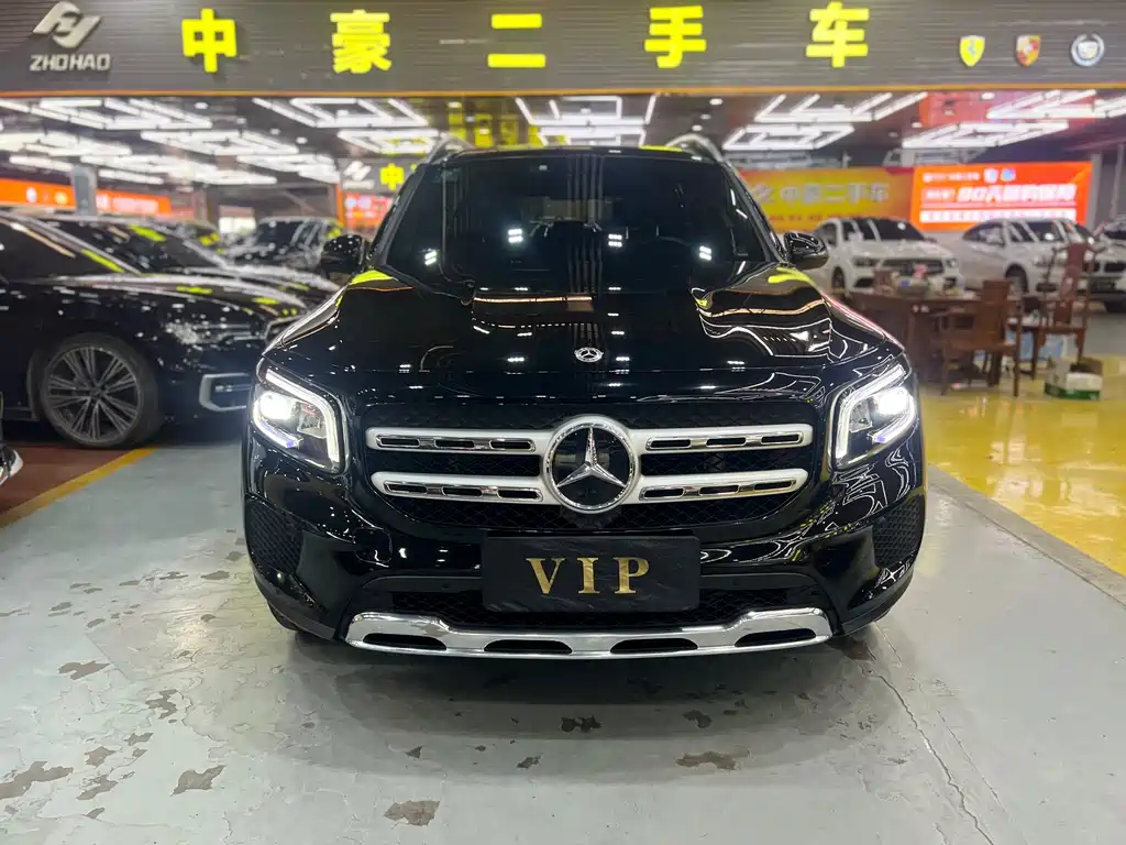 Mercedes-Benz GLB 2022 — фото 1