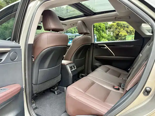 Lexus RX 2020