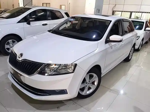 Skoda Rapid Spaceback 2018