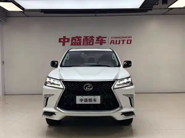 Lexus LX 2017