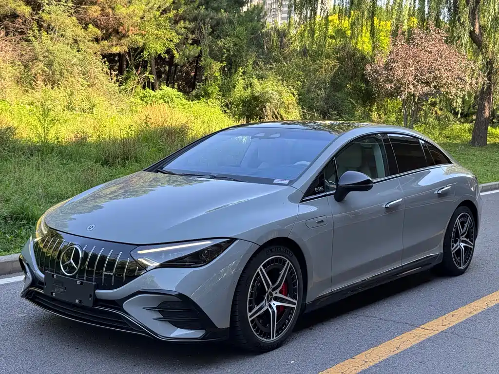Mercedes-Benz EQE AMG 2023