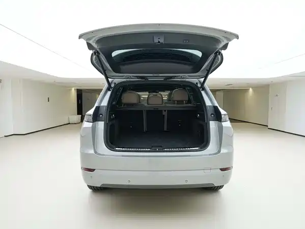 Li Auto L7 2025