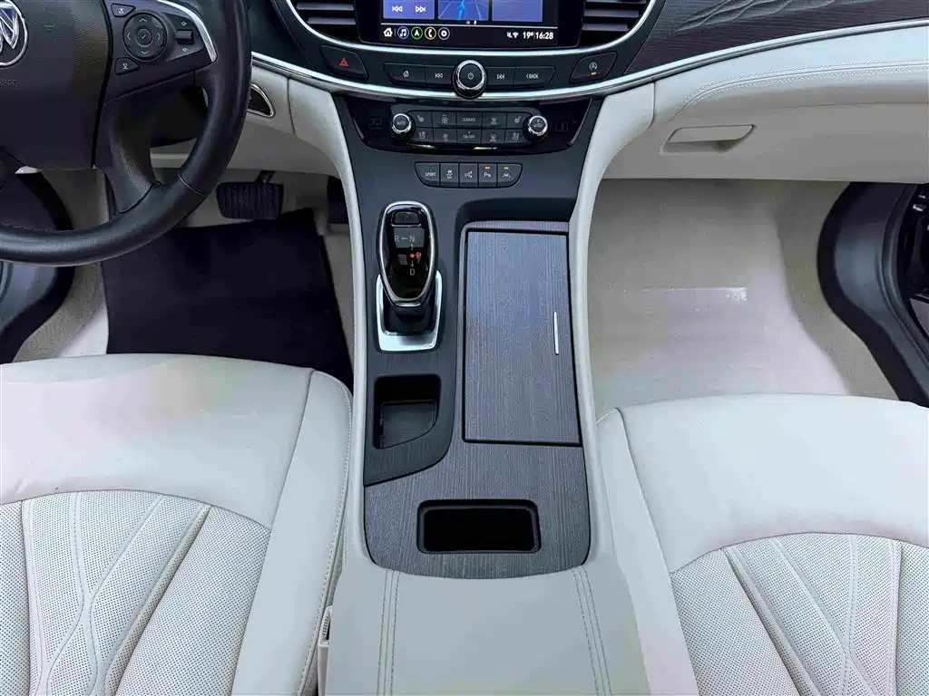 Buick LaCrosse 2022 — фото 14