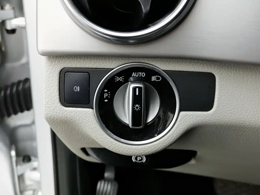 Mercedes-Benz GLK-Class 2014 — фото 21