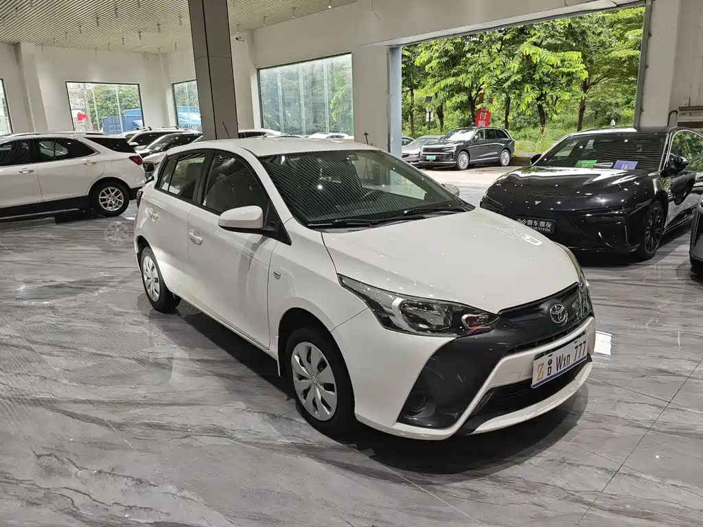 Toyota Yaris L 2019