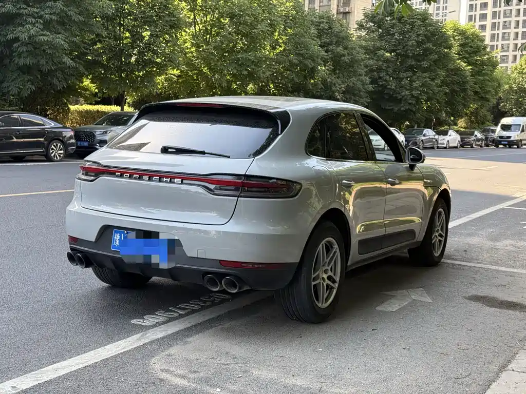 Porsche Macan 2020 — фото 9