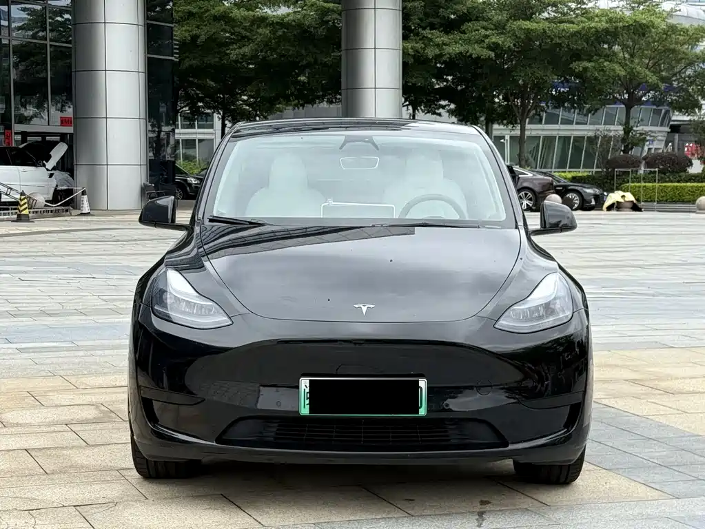 Tesla Model Y 2022 — фото 2