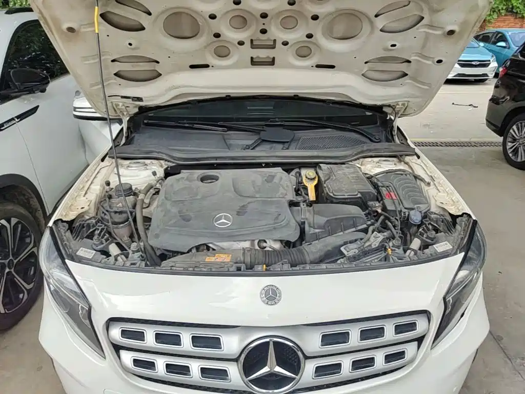 Mercedes-Benz GLA 2018 — фото 20