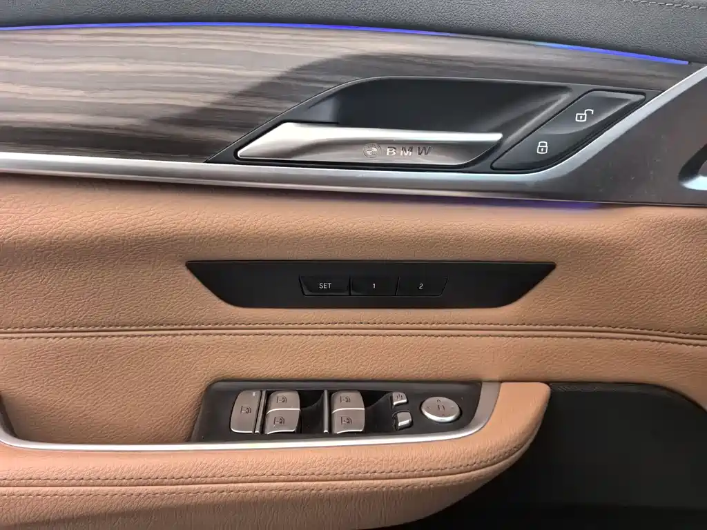 BMW 6 Series GT 2021 — фото 29